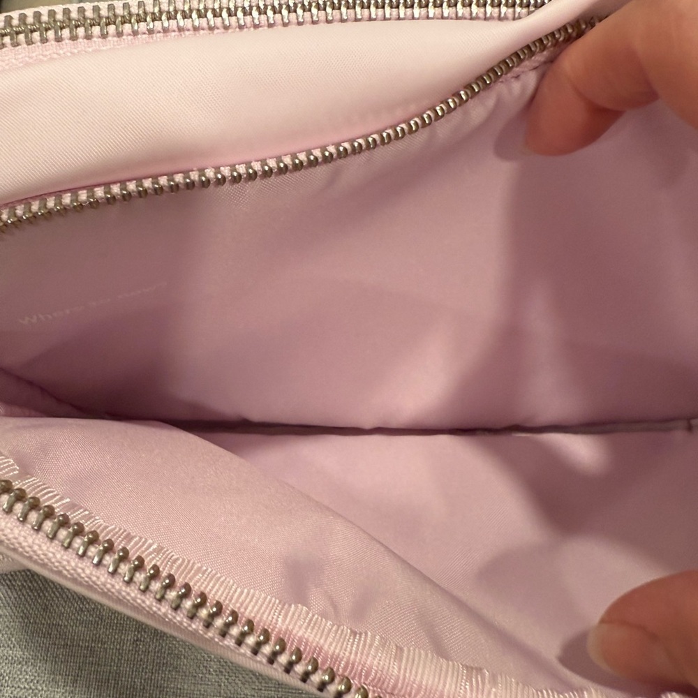 Lululemon pink camera crossbody bag - Picture 7 of 8